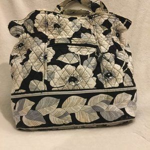 NWOT Vera Bradley Camellia Laura purse
